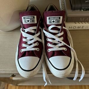 Women’s converse